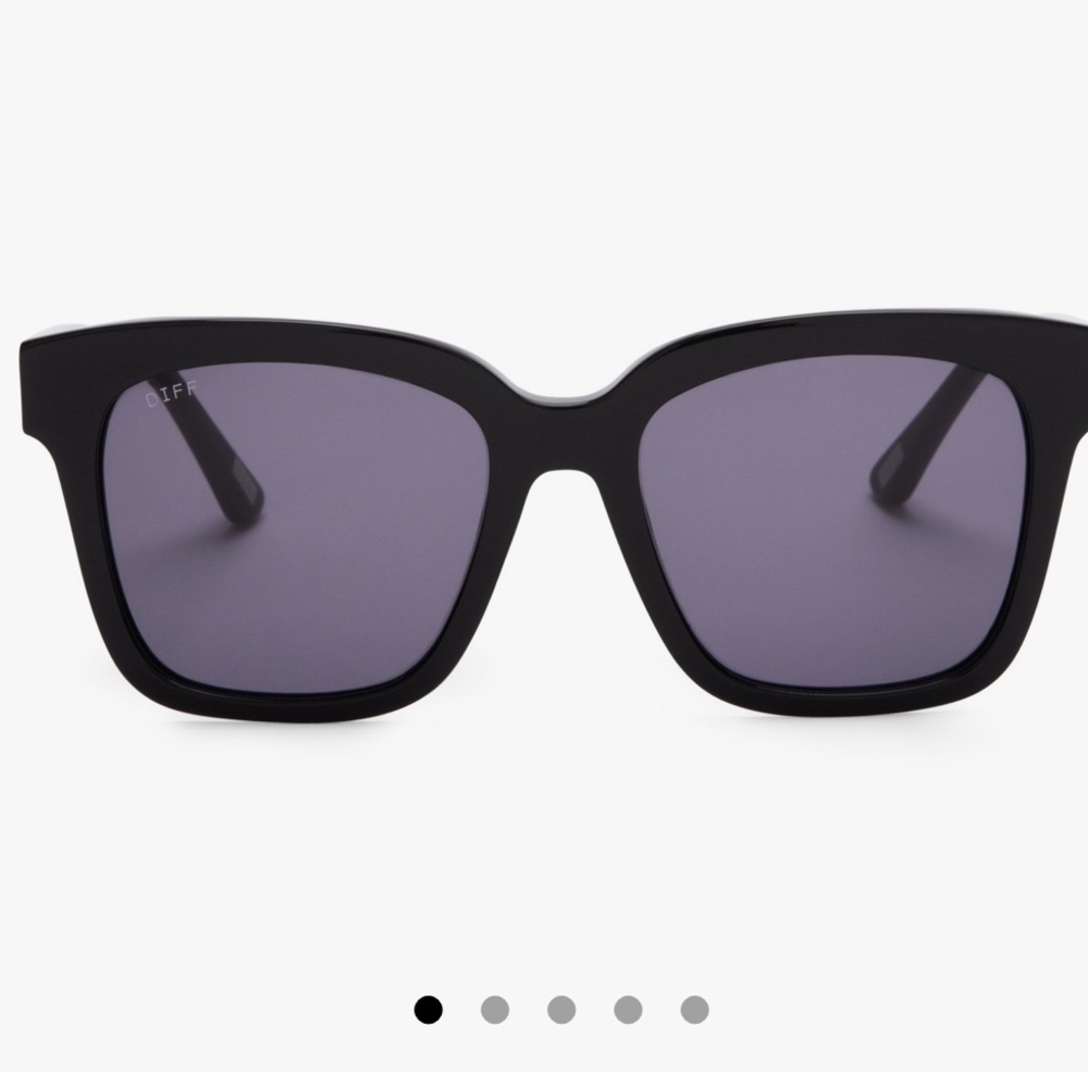 Diff eyewear Lil Bella style - brand new in box